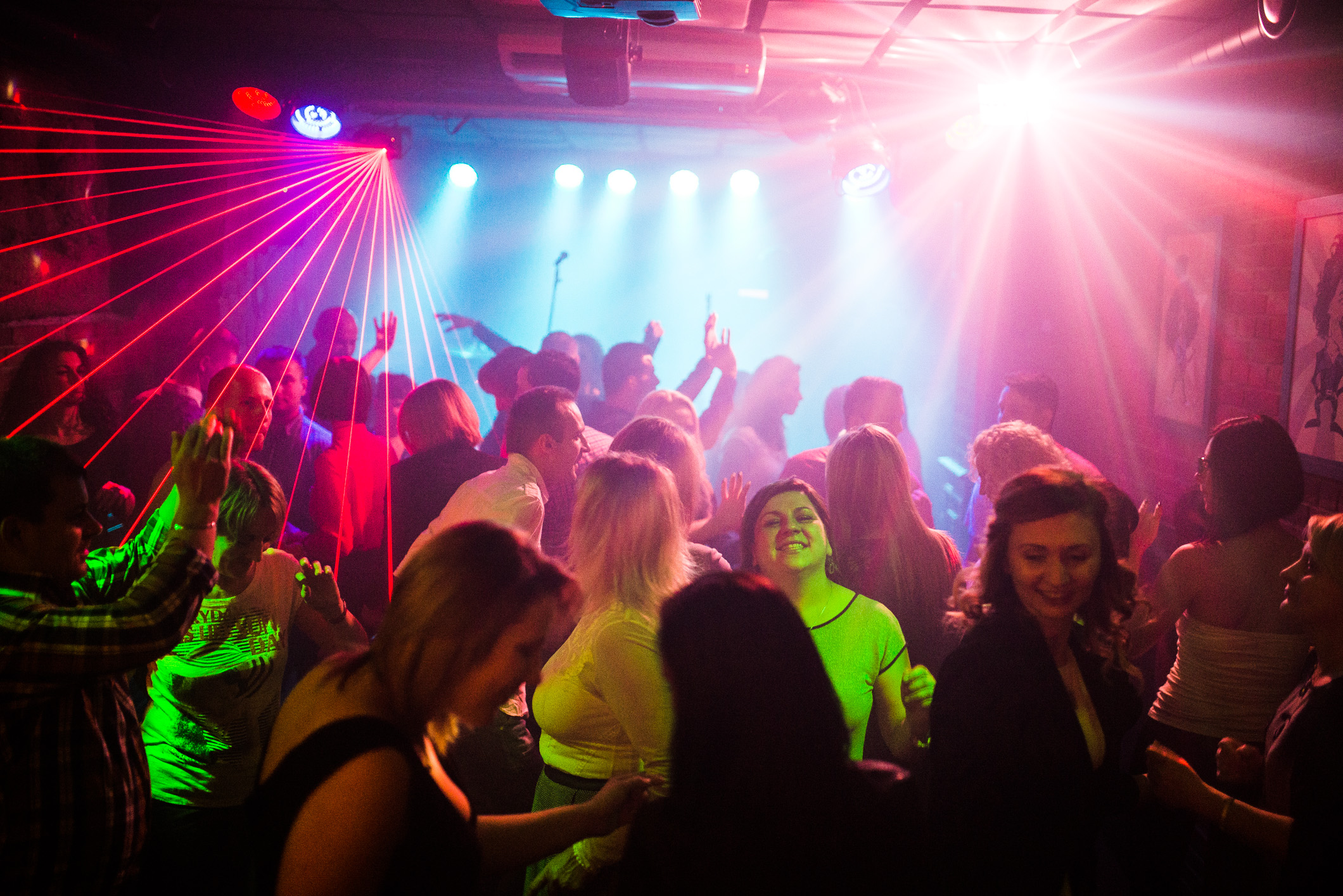 Piątek (25.05.18)  / Impreza Taneczna