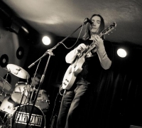 Partyzant - Gitarowa Offensywa_1